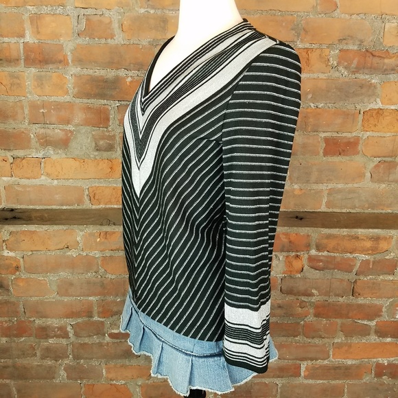 Vintage Womens Knit Top LongSleeves V-Neck Black&S - Picture 4 of 8